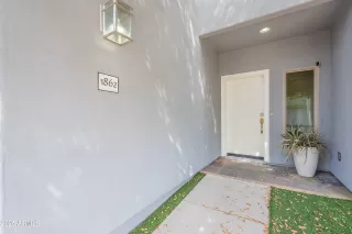 Photo #3: 6835469 Listing 