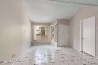 Photo #2: 6835575 Listing 