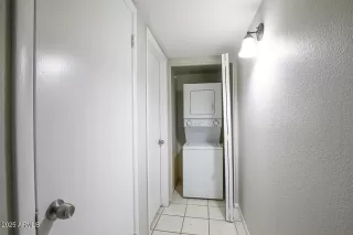 Photo #6: 6835575 Listing 