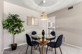 Photo #2: 6836138 Listing 