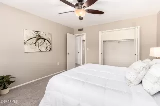 Photo #6: 6836138 Listing 