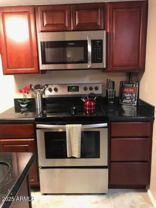 Photo #6: 6836250 Listing 