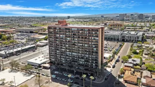 Photo #3: 6836491 Listing 