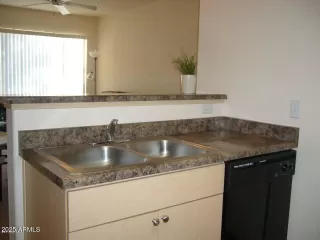 Photo #5: 6836531 Listing 