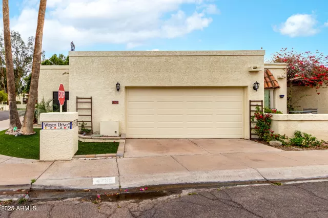 MLS: 6836538 Condo For Sale