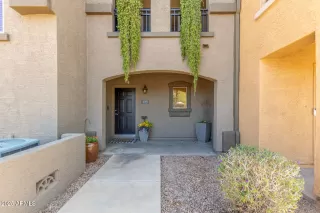 Photo #2: 6836577 Listing