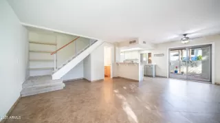 Photo #2: 6836599 Listing 