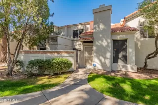 Photo #1: 6836704 Listing