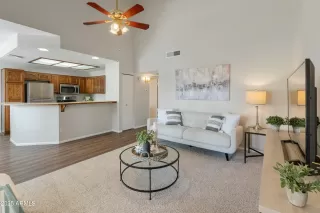 Photo #5: 6836803 Listing 
