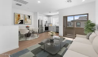 Photo #3: 6836998 Listing