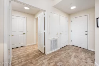 Photo #2: 6837037 Listing 