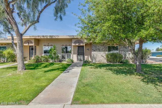 MLS: 6837102 Condo For Sale