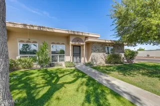 Photo #1: 6837102 Listing