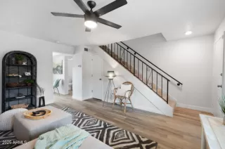 Photo #1: 6837266 Listing