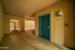 Photo #2: 6837275 Listing 