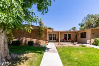 Photo #6: 6837284 Listing