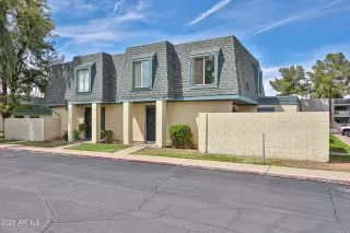 Photo #1: 6837400 Listing 