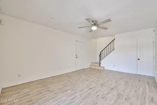 Photo #4: 6837400 Listing 