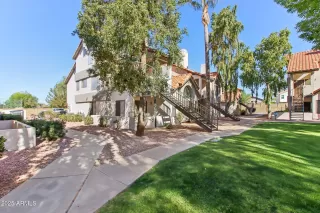 Photo #1: 6837424 Listing