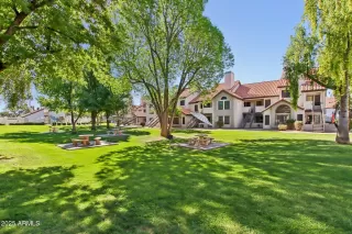 Photo #3: 6837424 Listing