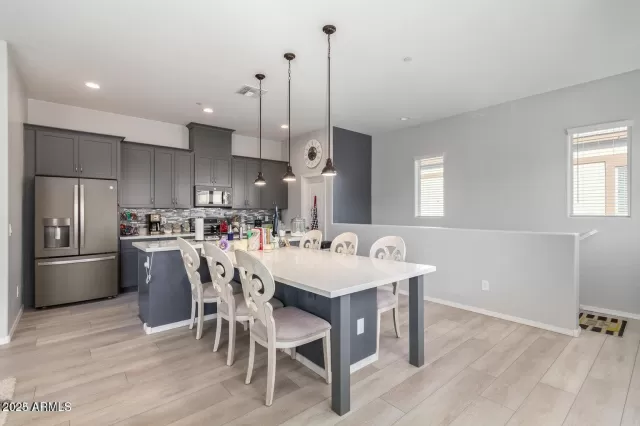 MLS: 6837443 Condo For Sale