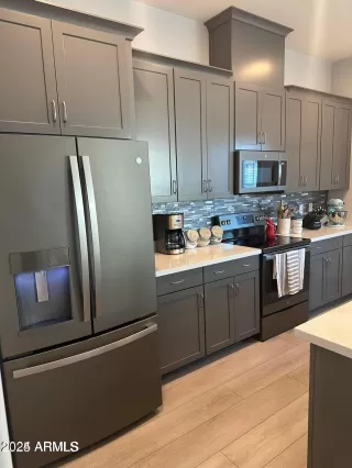 Photo #2: 6837443 Listing 