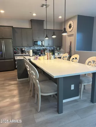 Photo #3: 6837443 Listing 