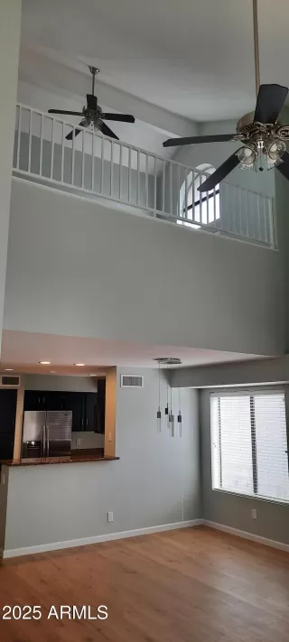 Photo #6: 6837487 Listing