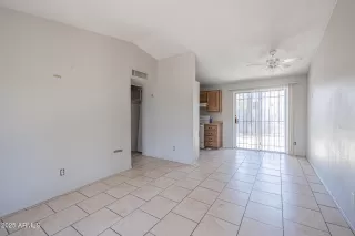 Photo #2: 6837559 Listing