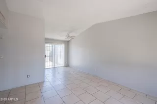 Photo #5: 6837559 Listing