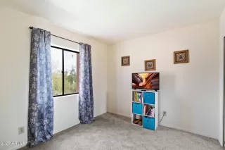 Photo #3: 6837776 Listing