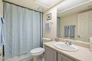 Photo #4: 6837776 Listing