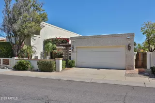 Photo #1: 6837882 Listing