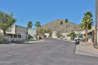 Photo #2: 6837882 Listing