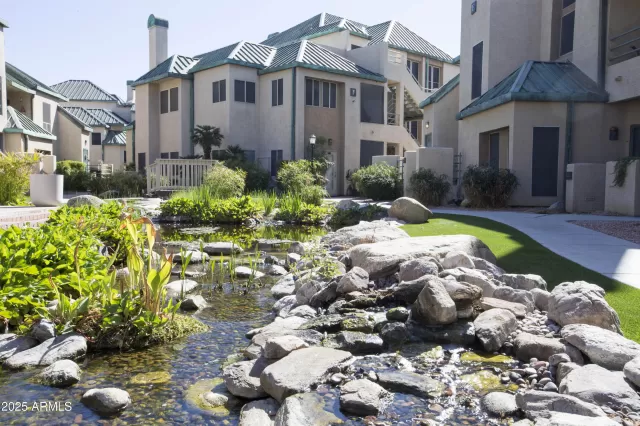 MLS: 6838010 Condo For Sale