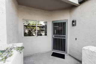 Photo #5: 6838010 Listing 