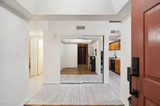 Photo #1: 6838082 Listing