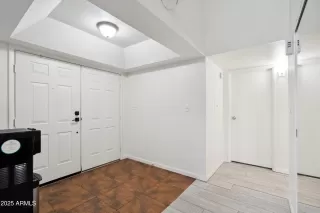 Photo #3: 6838082 Listing