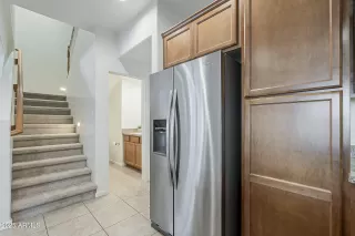 Photo #5: 6838124 Listing