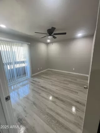 Photo #2: 6838246 Listing