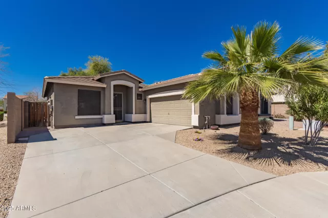 MLS: 6838272 Condo For Sale