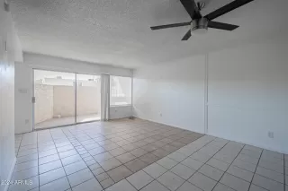 Photo #6: 6838438 Listing 