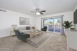 Photo #2: 6838455 Listing