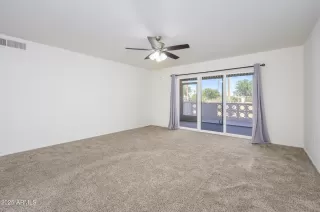 Photo #3: 6838455 Listing