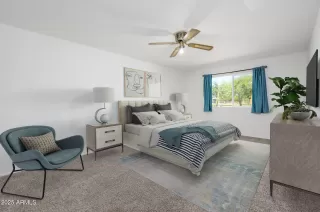 Photo #6: 6838455 Listing