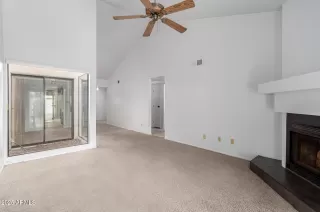 Photo #4: 6838675 Listing 