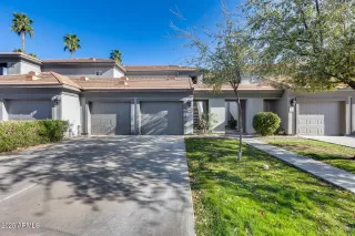 Photo #3: 6838746 Listing