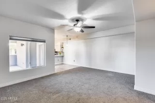 Photo #6: 6838746 Listing