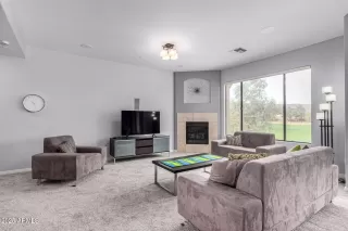 Photo #6: 6838752 Listing