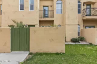 Photo #1: 6838769 Listing